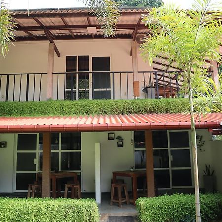 Hotel Pineview Unawatuna Exteriér fotografie